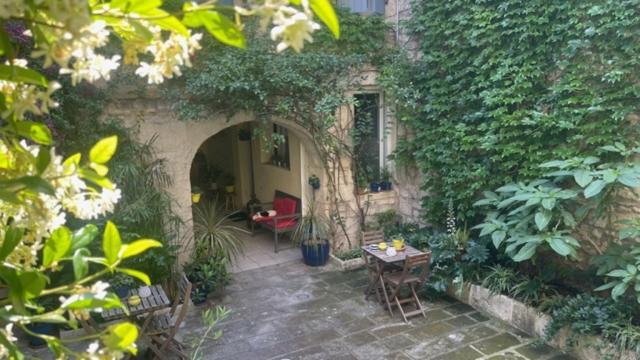 Le Grand Rouget Beaucaire (Gard) Exterior foto
